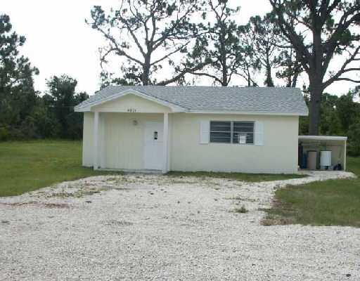 Anglevilla Homes For Sale in Fort Pierce