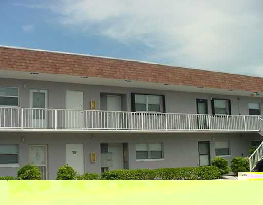 Commodore Condos for Sale at the Colonnades on Hutchinson Island in Fort Pierce