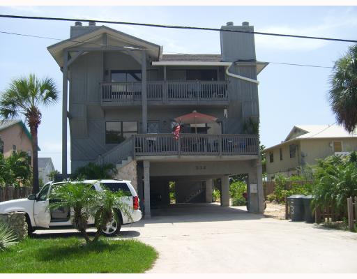 Crossed Anchors Homes For Sale in Fort Pierce