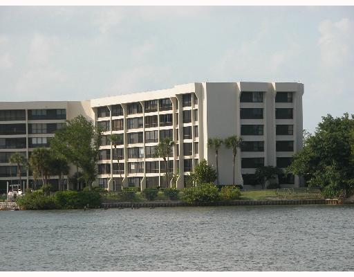Jupiter Cove Condos for Sale