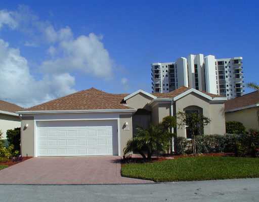 Lakeshore at the Sands Hutchinson Island Homes for Sale in Fort Pierce