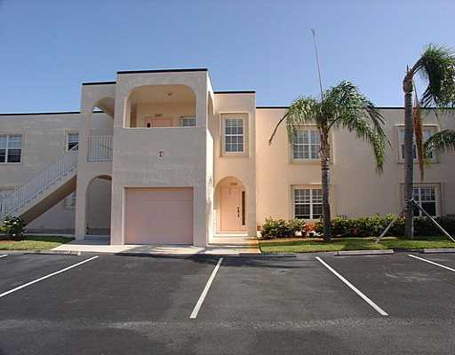 Meadows Condos For Sale in Port St. Lucie