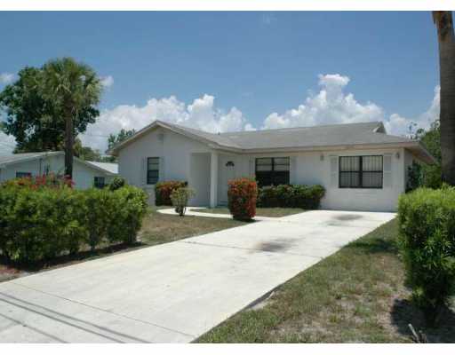 Southern Pines Homes For Sale in Fort Pierce