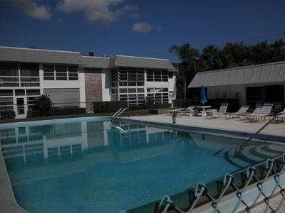 Cedar Pointe Stuart Condos for Sale