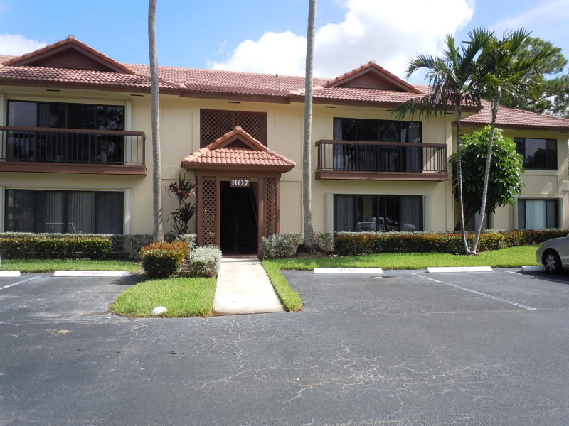 Dunbar Woods PGA National Condos For Sale In Palm Beach Gardens