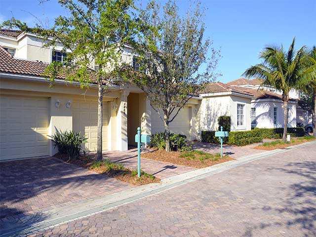 PGA Commons Palm Beach Gardens Townhouses For Sale